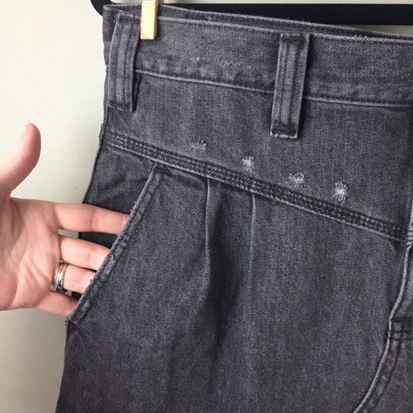 NWT Free People Side Car Sanded Black Distressed Mom Jean Pleated Mini Skirt 29 - Picture 7 of 13